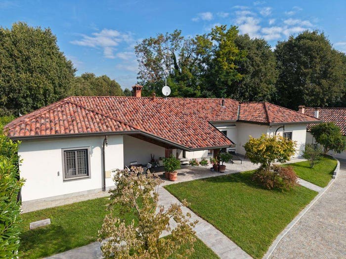 Casa quadrilocale in vendita in Via Pio La Torre, Abbiategrasso