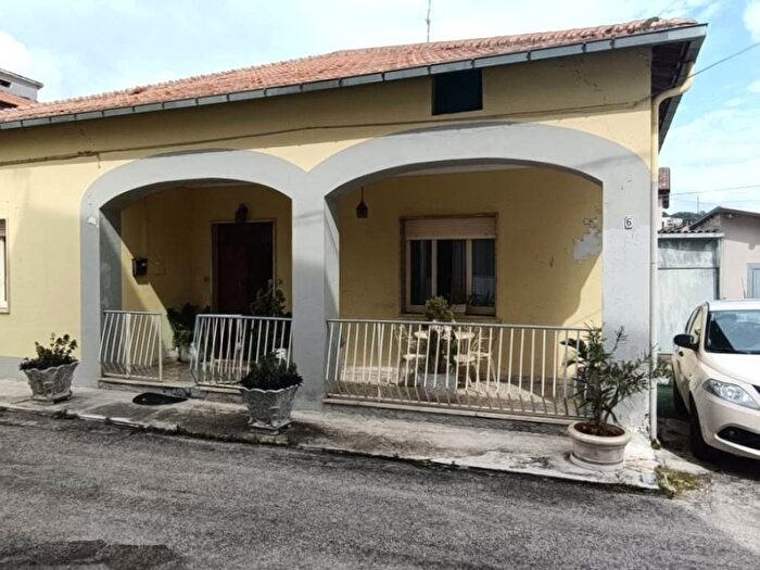 Casa quadrilocale in vendita in Via Leonardo da Vinci, San Nicolò A Tordino, Teramo