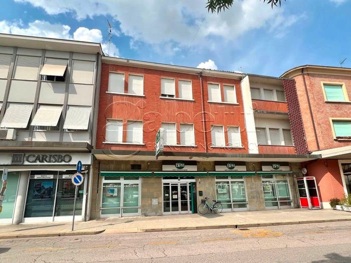 Appartamento con 5 locali in vendita in Via Giacomo Matteotti, Centro, Argenta