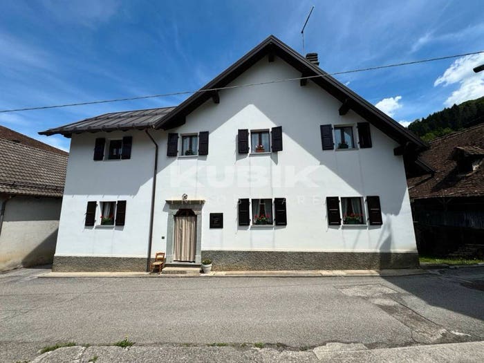 Casa quadrilocale in vendita in Frazione Mieli, Mieli, Comeglians