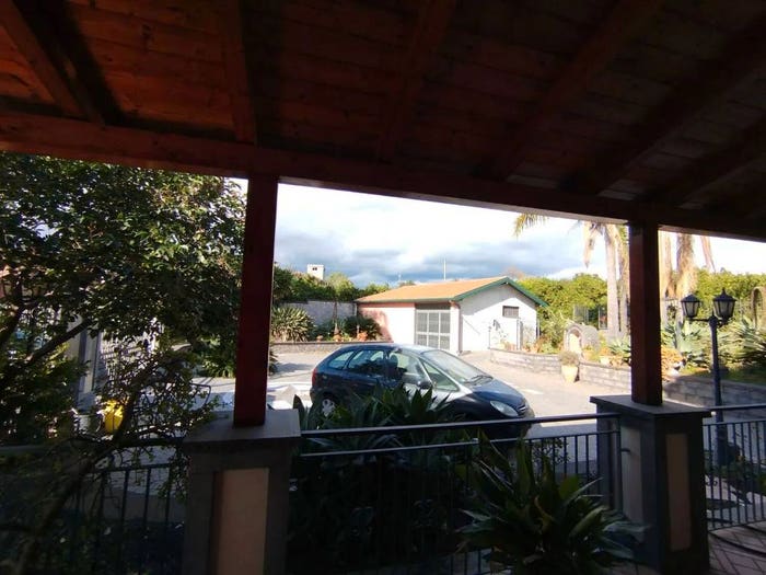 Casa con 6 locali in vendita in Pozzillo Stazzo Santa Tecla, Acireale