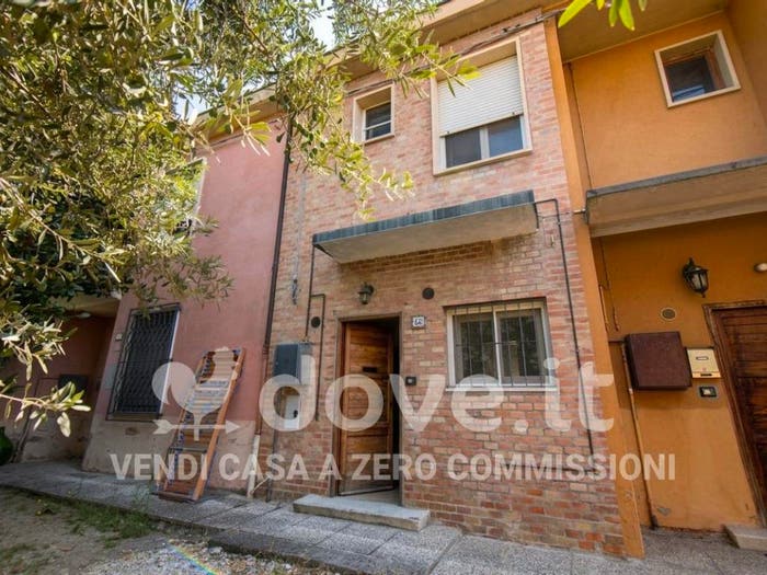 Casa trilocale in vendita in Via Circonvallazione, Centro, Argenta
