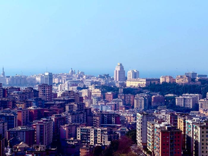 Casa con 6 locali in vendita in Quezzi, Genova