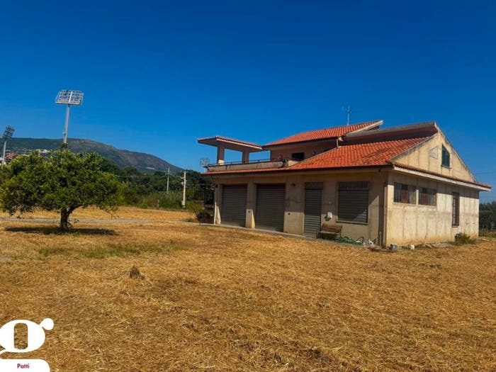 Casa trilocale in vendita in Case Nuove Russo, Patti