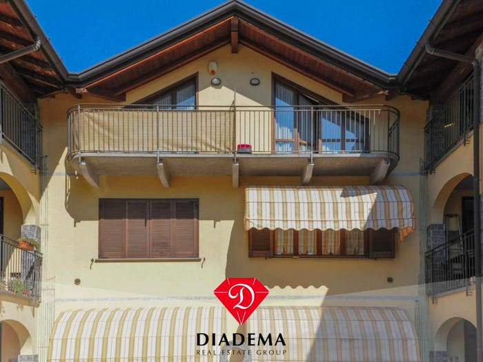 Casa trilocale in vendita in Via Sandro Pertini, Carnago