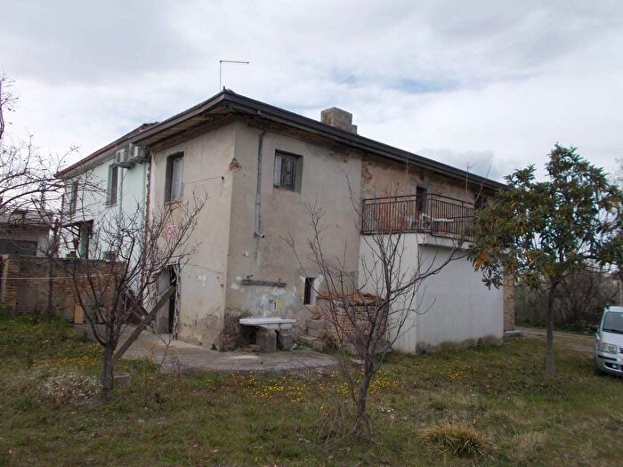 Casa trilocale in vendita in Contrada Iconicella, Lanciano