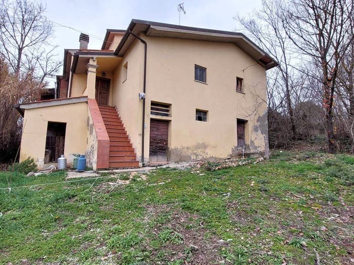 Casa con 6 locali in vendita in Via Telle, Foiano della Chiana