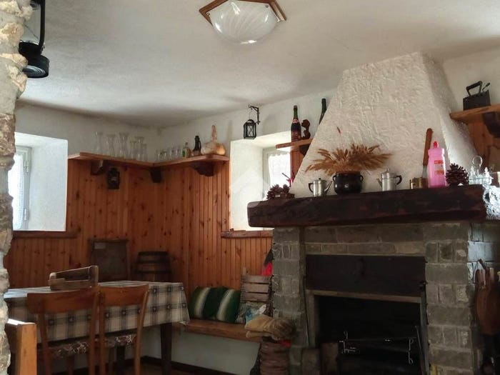 Casa trilocale in vendita in località la villa, La Villa, Santo Stefano d'Aveto