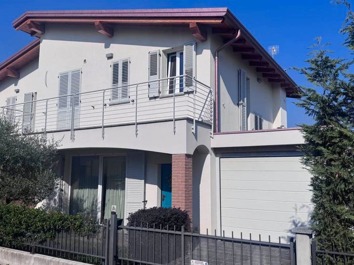 Casa quadrilocale in vendita in via colombaro, Rogoredo Valaperta Rimoldo, Casatenovo