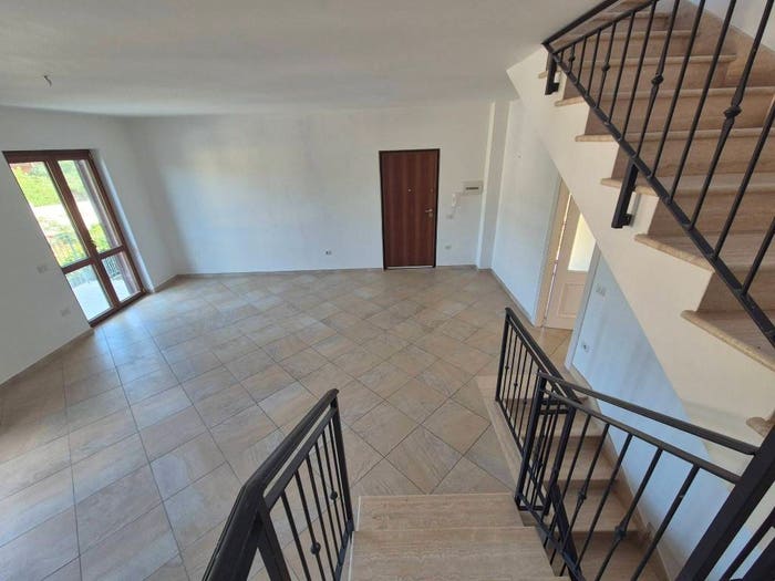 Casa con 5 locali in vendita in Via Sandro Pertini, Sarrottino, Tiriolo