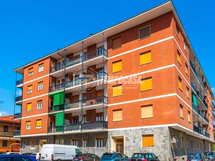 Appartamento quadrilocale in vendita in Via Risaglia, Centro, Fossano