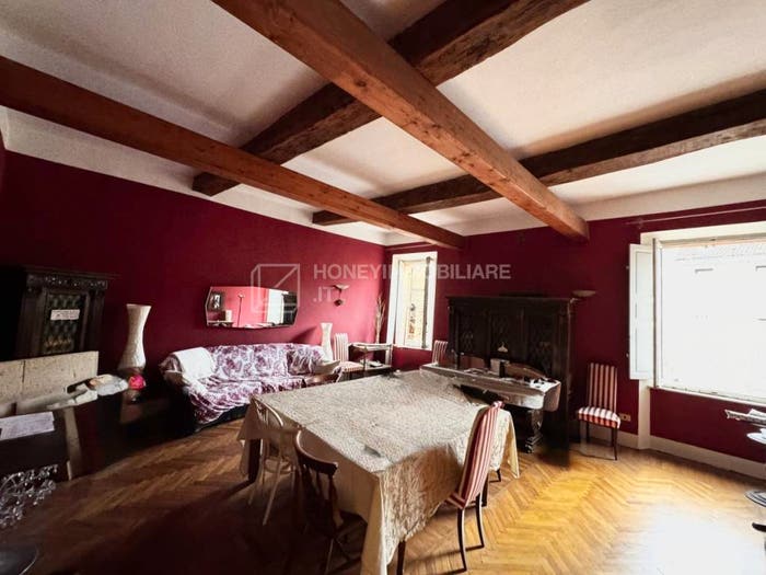 Appartamento con 6 locali in vendita in Strada della Repubblica, Centro Storico, Parma