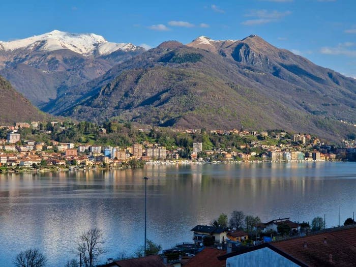 Casa con 6 locali in vendita in Via San Gottardo, Centro, Omegna