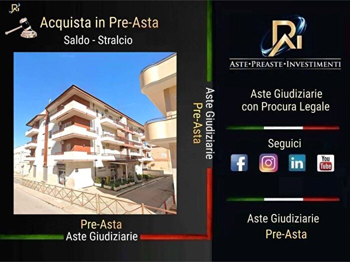 Appartamento quadrilocale in vendita in Via Magna Grecia, Centro, Cerignola