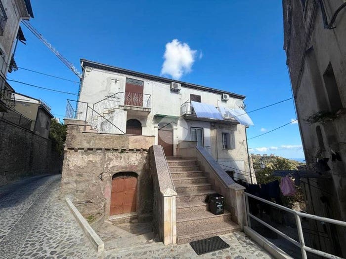 Appartamento con 5 locali in vendita in Via Cairoli, Rossano, CoriglianoRossano