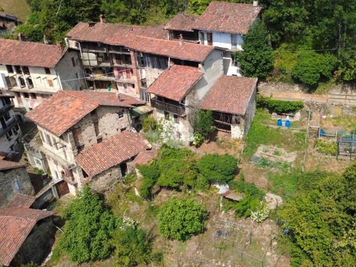 Casa con 6 locali in vendita in Via Giacomo Pasqual, Sagliano Micca