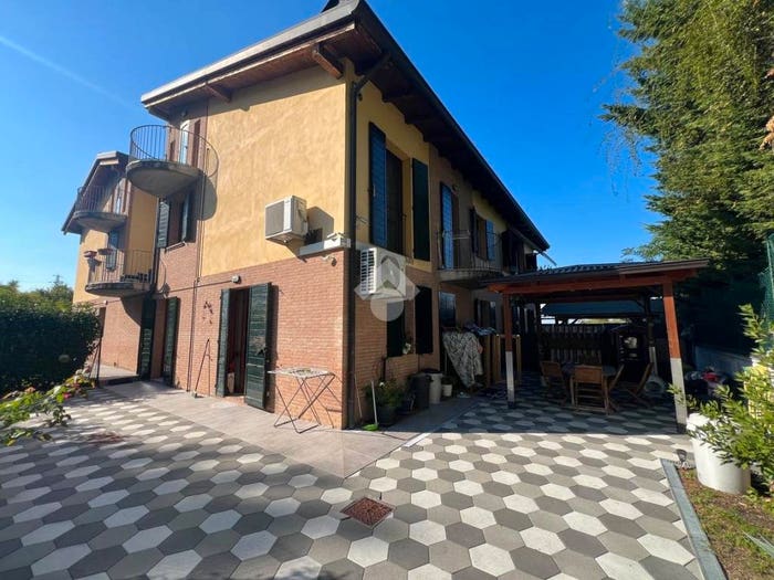 Casa quadrilocale in vendita in Strada pedemontana vignale, Vignale, Traversetolo