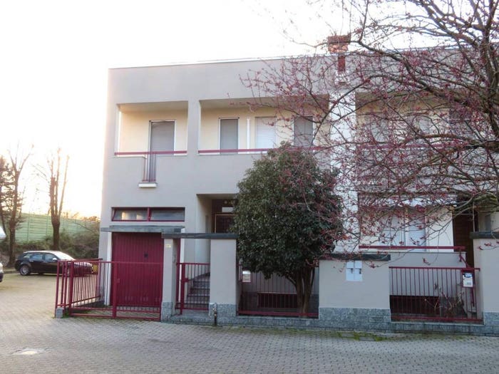 Casa quadrilocale in vendita in Via Monte San Gabriele, Cittadella Villaggio Dalmazia, Novara