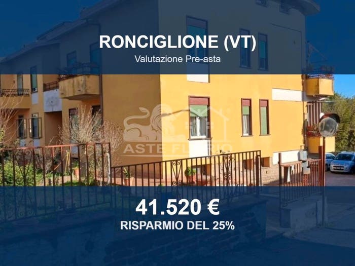Appartamento bilocale in vendita in Via Piave Ronciglione VT Italia, Centro, Ronciglione