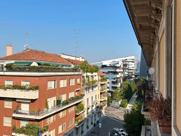 Appartamento quadrilocale in vendita in CASSIODORO, Sempione, Milano