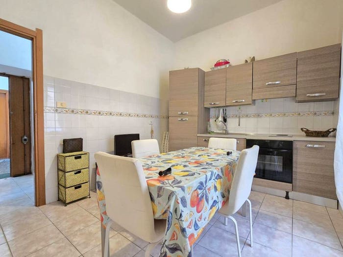 Appartamento bilocale in vendita in Vicolo In Arcione, Centro, Nettuno