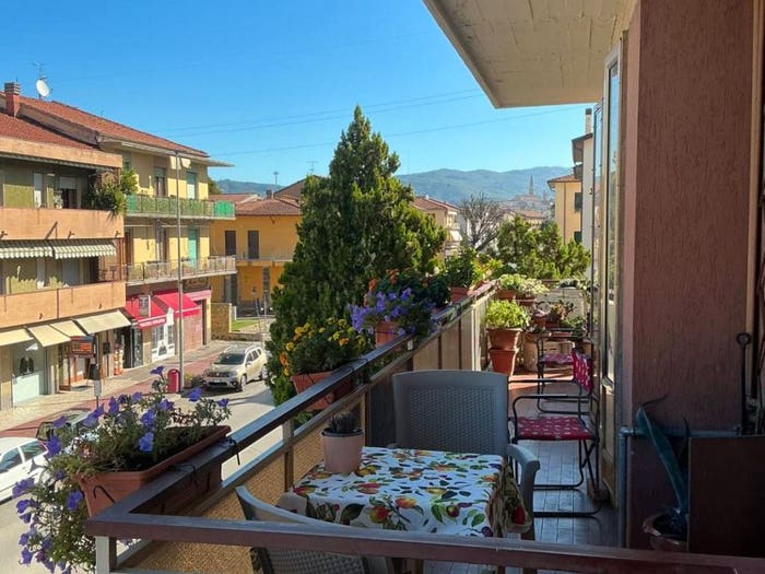 Appartamento con 6 locali in vendita in Via Alessandro dal Borro, San Donato Ospedale, Arezzo