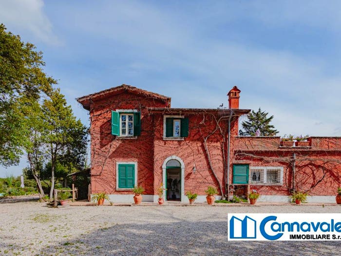 Appartamento trilocale in vendita in Clivo delle Case Basse, Acilia, Roma