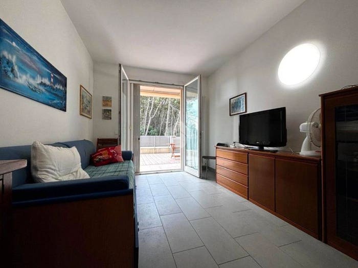 Appartamento bilocale in vendita in Via Stefano Ortolani, Casalborsetti, Ravenna