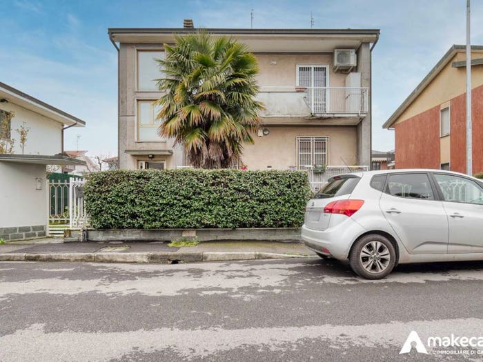 Appartamento trilocale in vendita in Via XXV Aprile, Vizzolo Predabissi