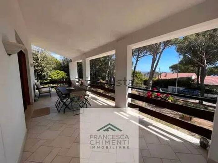 Casa con 6 locali in vendita in Via delle Eriche, Quercianella, Livorno