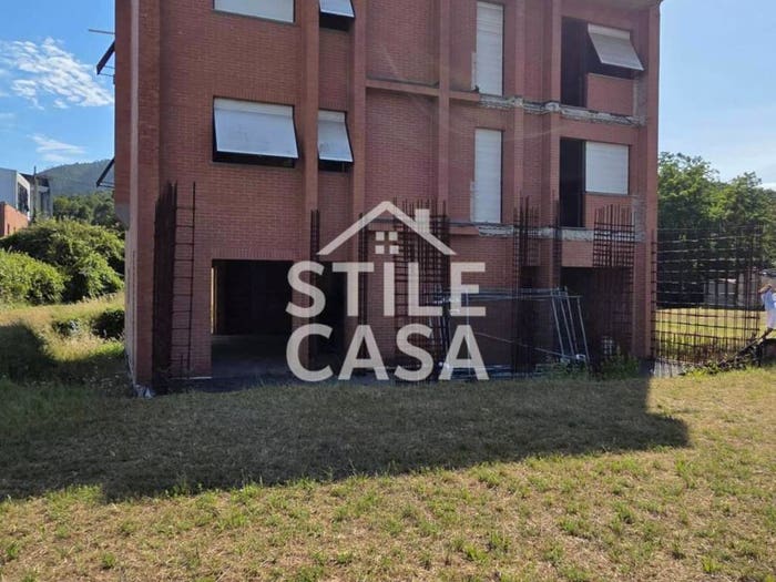 Casa con 6 locali in vendita in Via Sottomonte, Massa Macinaia San Leonardo, Capannori