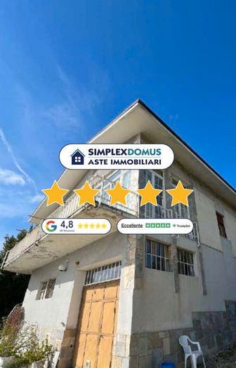 Casa con 6 locali in vendita in Via Fulvio Mazzucco, Treville