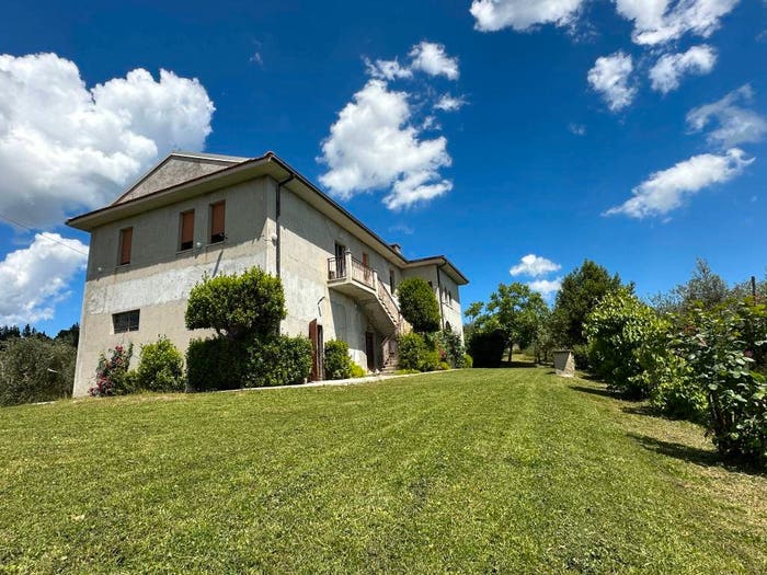 Casa con 6 locali in vendita in Contrada Valentino, Castel di Lama