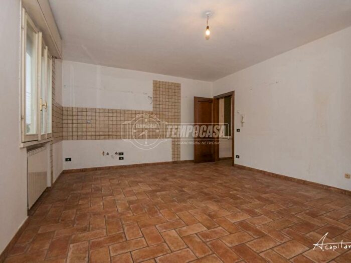 Appartamento quadrilocale in vendita in Via per Cavezzo, Centro, Camposanto