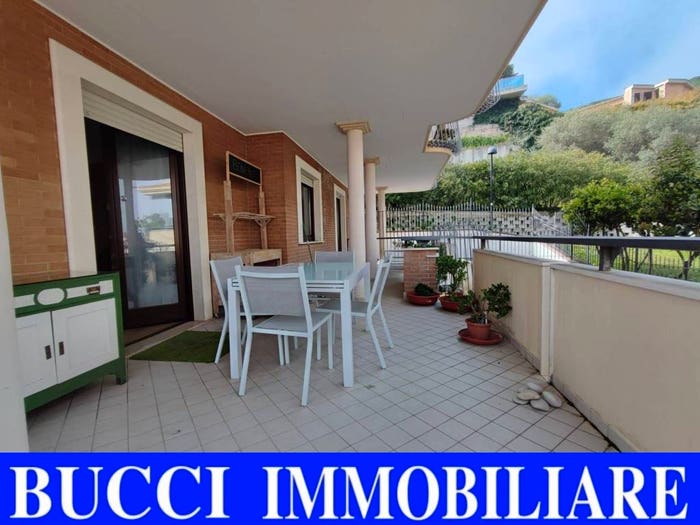 Appartamento trilocale in vendita in Via Massimo d'Azeglio, Verrotti, Montesilvano