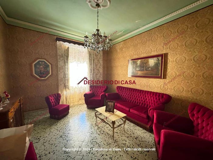 Appartamento con 6 locali in vendita in Via Luca Giordano, Centro, Bagheria