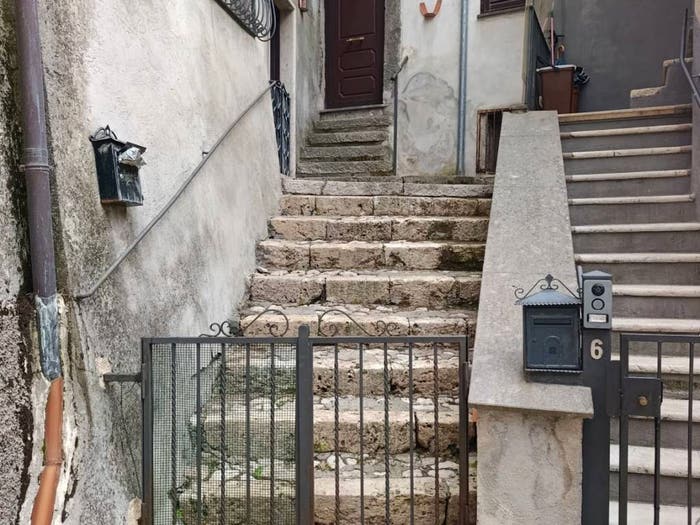 Appartamento bilocale in vendita in Via Ettore Vulpiani, Centro, Vicovaro