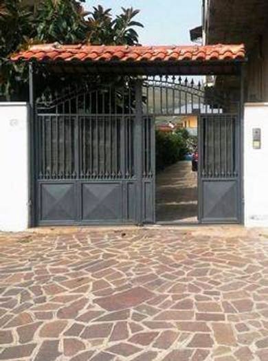Casa con 6 locali in vendita in Via Domiziana, Mondragone