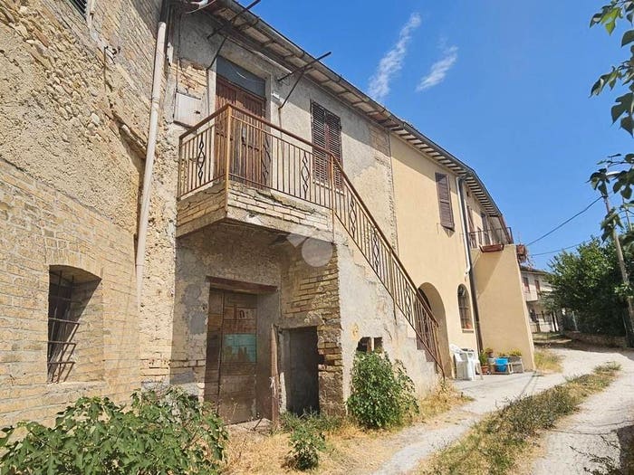 Casa trilocale in vendita in Colle Arfuso, Montefalco