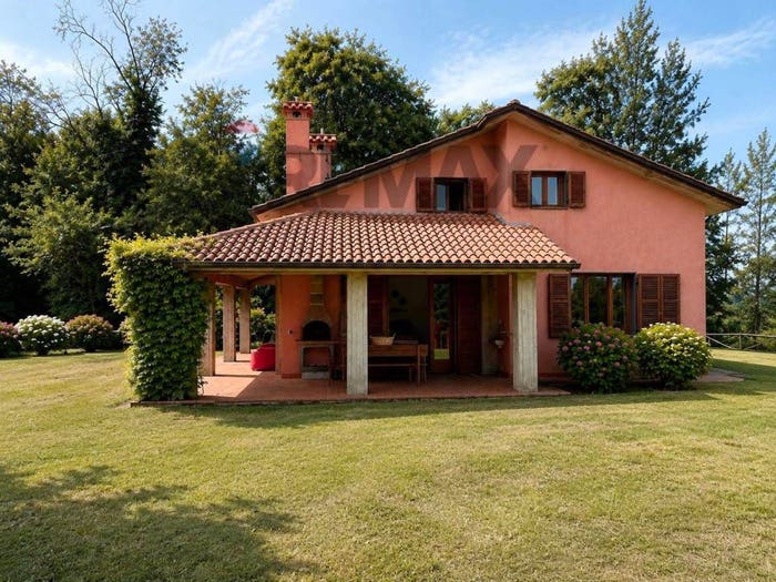 Casa con 6 locali in vendita in Rocchetta di Vara