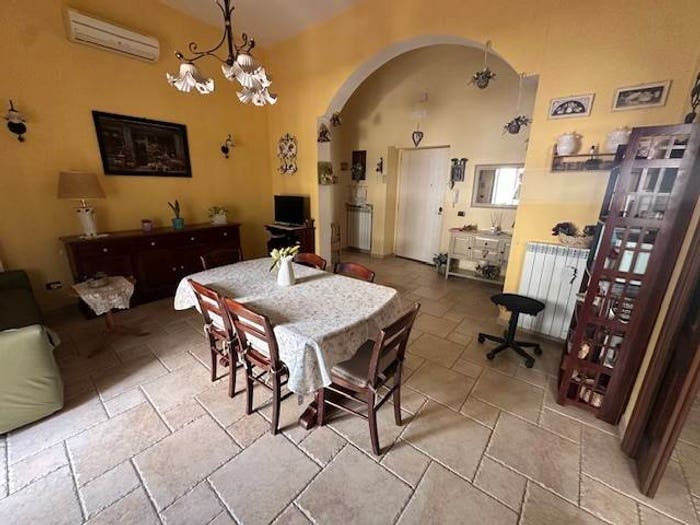 Appartamento quadrilocale in vendita in Via Isonzo, Stazione, Foggia