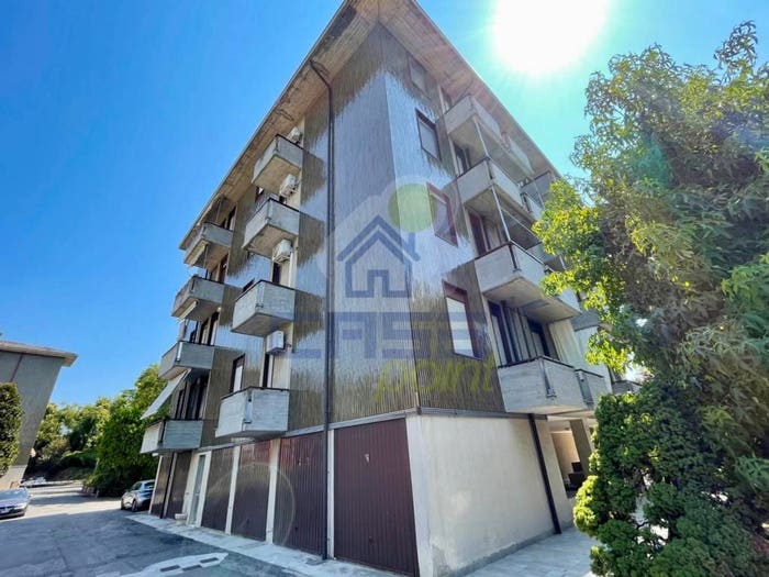 Appartamento trilocale in vendita in via borgonovo, Centro, Castel San Giovanni