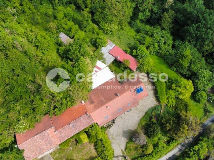 Casa con 6 locali in vendita in Via San Lorenzo, Cavagnolo