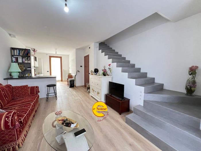 Casa con 5 locali in vendita in Via Lastego, Oné, Fonte