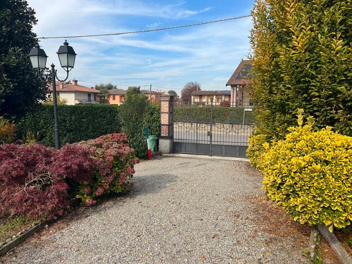 Casa con 6 locali in vendita in Via Don Ercole Franzoni, Credera, Credera Rubbiano