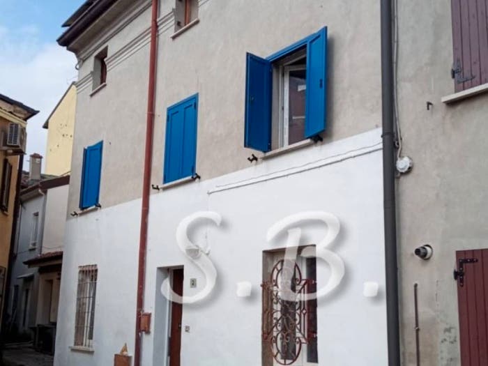 Casa quadrilocale in vendita in Via Coronella, Borgoforte, Borgo Virgilio