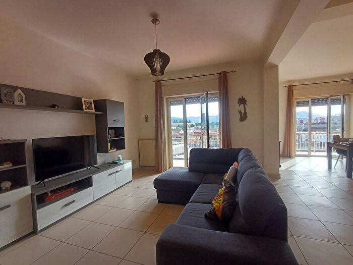 Appartamento quadrilocale in vendita in Via Napoli, Casagiove