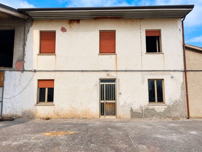 Casa trilocale in vendita in Via Santellone, Sant'Antonio Bredazzane, Montichiari