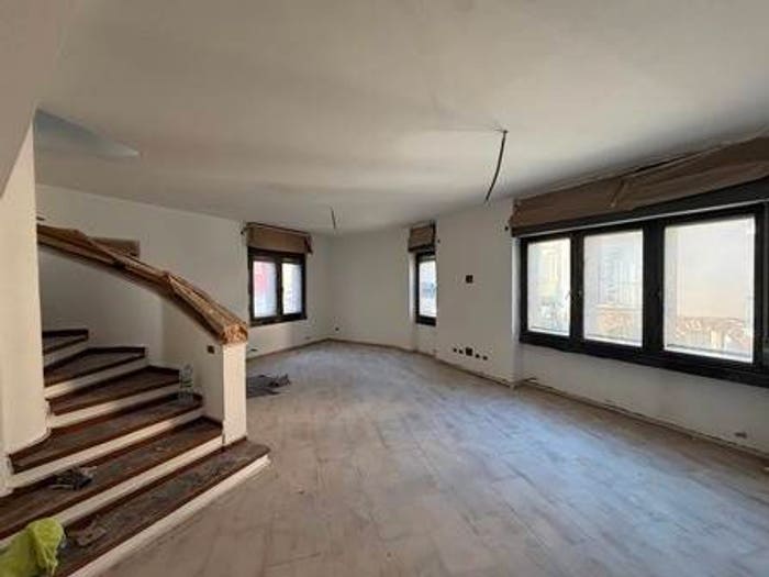 Appartamento quadrilocale in vendita in Leffe