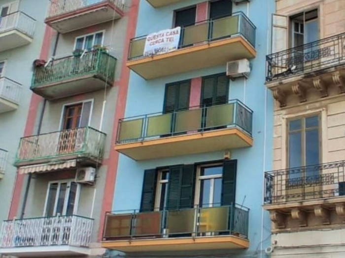 Appartamento trilocale in vendita in Via Ottobre, Centro, Augusta